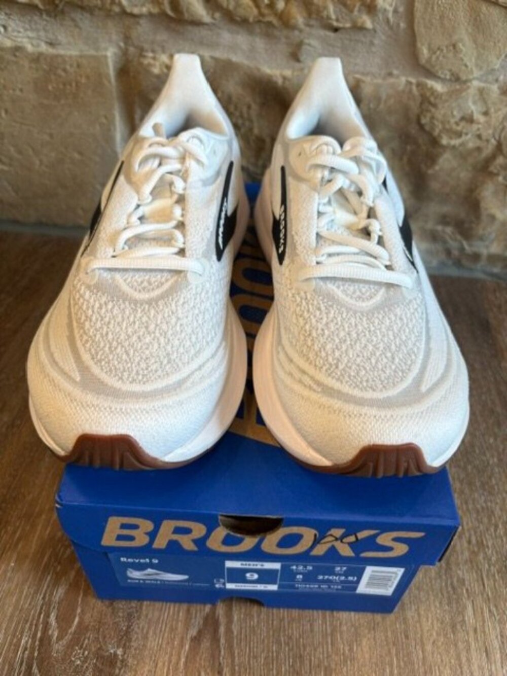 NEW IN BOX! BROOKS REVEL 9 - MENS 9 / WOMENS 10.5 - Picture 3 of 7